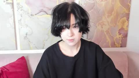 fiamoory online show from February 3, 2026, 7:57 am