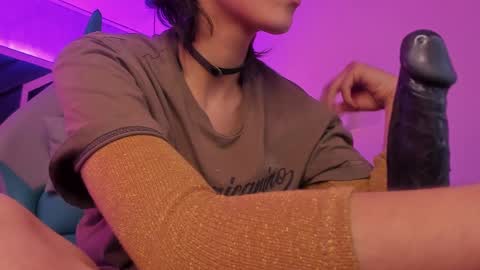   online show from February 6, 2025, 2:58 pm