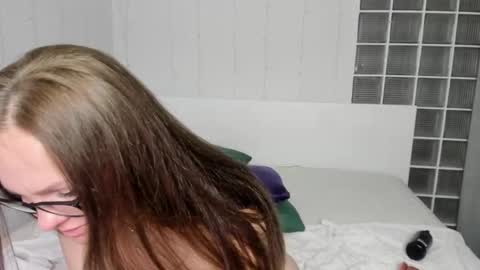 Fiery Stella online show from February 27, 2025, 5:02 am