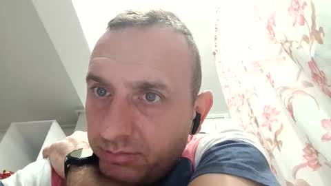 Nick online show from November 19, 2025, 6:24 am