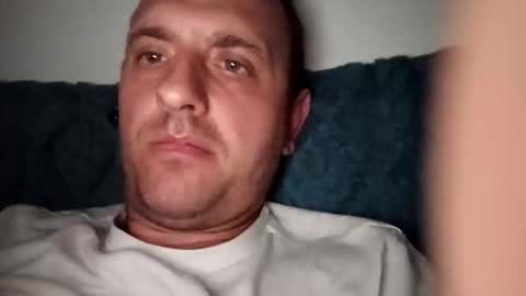 Snapshot of figonik chatting on January 17, 2026, 9:07 pm Nick online show from January 17, 2026, 9:07 pm