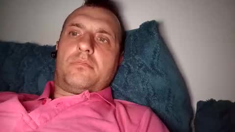 Snapshot of figonik chatting on February 15, 2026, 9:11 pm Nick online show from February 15, 2026, 9:11 pm