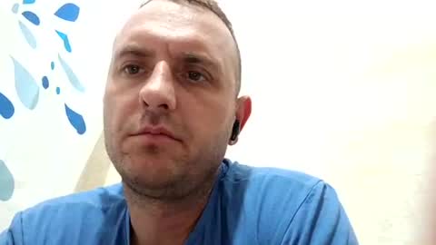 Snapshot of figonik chatting on March 2, 2026, 8:21 am Nick online show from March 2, 2026, 8:21 am