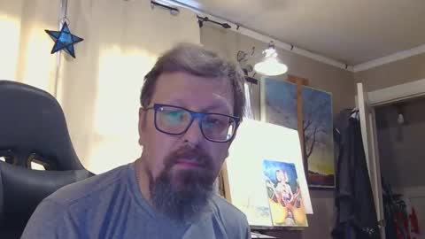 Snapshot of figuredraw chatting on February 2, 2026, 12:31 am figuredraw online show from February 2, 2026, 12:31 am