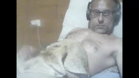 Snapshot of filip1981 chatting on May 31, 2026, 5:20 pm filippo online show from May 31, 2026, 5:20 pm
