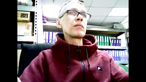 Snapshot of filip61322 chatting on March 12, 2025, 10:48 am Filip online show from March 12, 2025, 10:48 am