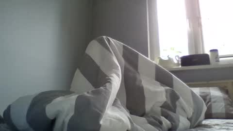 Snapshot of filipek757 chatting on December 24, 2024, 10:33 am filipek757 online show from December 24, 2024, 10:33 am