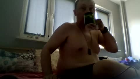 Snapshot of filipek757 chatting on August 4, 2026, 2:52 pm filipek757 online show from August 4, 2026, 2:52 pm