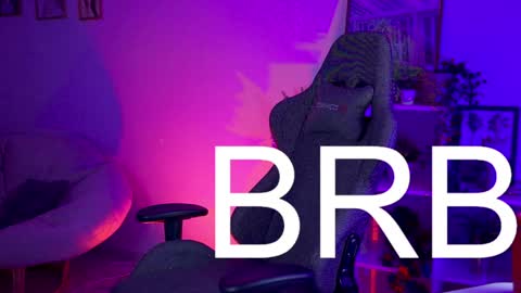 Snapshot of filipinaadams chatting on December 15, 2024, 11:55 am cap and Lana  online show from December 15, 2024, 11:55 am