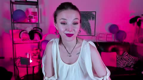 Snapshot of filipinaadams chatting on December 18, 2024, 2:38 pm cap and Lana  online show from December 18, 2024, 2:38 pm