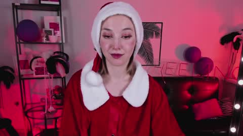 Snapshot of filipinaadams chatting on December 25, 2024, 2:34 pm cap and Lana  online show from December 25, 2024, 2:34 pm