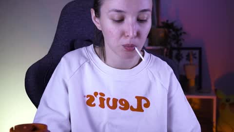 Snapshot of filipinaadams chatting on December 26, 2024, 2:37 pm cap and Lana  online show from December 26, 2024, 2:37 pm