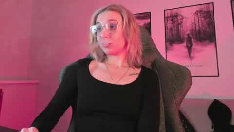 Snapshot of filipinaadams chatting on March 2, 2025, 5:33 am cap and Lana  online show from March 2, 2025, 5:33 am