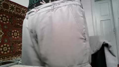 Whitechocolate online show from April 30, 2026, 7:58 am