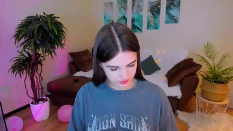 Amanda online show from March 5, 2025, 7:38 pm