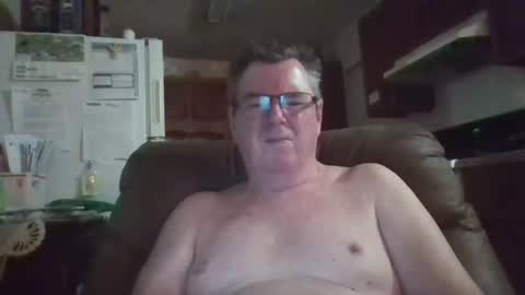 Snapshot of finderfiner chatting on December 27, 2024, 9:28 am finderfiner online show from December 27, 2024, 9:28 am