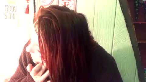 Snapshot of findommefoxi chatting on February 13, 2025, 10:23 am findommefoxi online show from February 13, 2025, 10:23 am