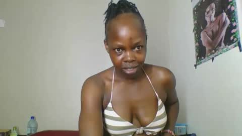 caro online show from October 4, 2025, 4:32 am