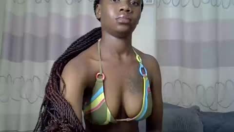 Snapshot of fine_queen12 chatting on March 10, 2025, 6:38 am fine_queen12 online show from March 10, 2025, 6:38 am