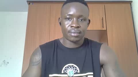 Snapshot of fineebony chatting on January 17, 2026, 11:15 am HOT AND SWEET online show from January 17, 2026, 11:15 am