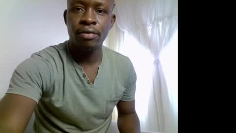 Snapshot of fineebony chatting on February 4, 2026, 4:51 am HOT AND SWEET online show from February 4, 2026, 4:51 am