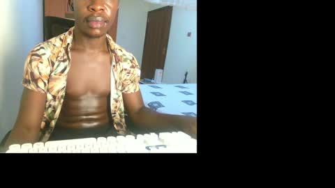 Snapshot of fineebony chatting on May 4, 2026, 5:20 pm HOT AND SWEET online show from May 4, 2026, 5:20 pm