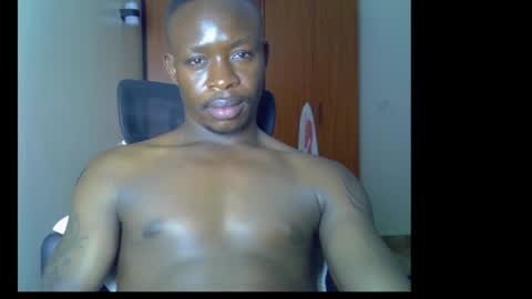 Snapshot of fineebony chatting on May 11, 2026, 11:46 pm HOT AND SWEET online show from May 11, 2026, 11:46 pm