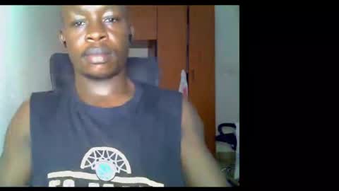 Snapshot of fineebony chatting on May 17, 2026, 3:48 am HOT AND SWEET online show from May 17, 2026, 3:48 am