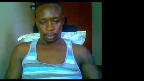 Snapshot of fineebony chatting on May 19, 2026, 12:00 pm HOT AND SWEET online show from May 19, 2026, 12:00 pm