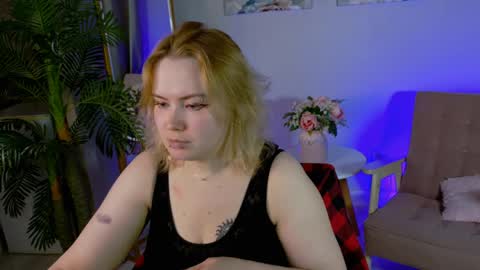 Fiona online show from April 8, 2026, 10:54 pm