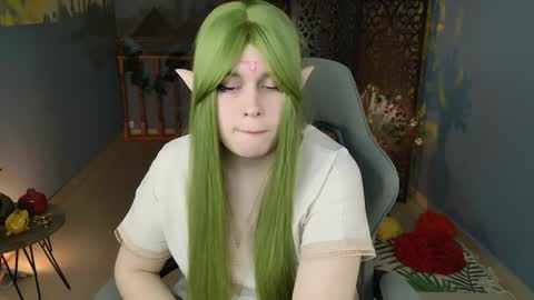 fiora online show from January 17, 2025, 3:11 pm