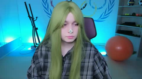 fiora online show from January 23, 2025, 12:09 pm