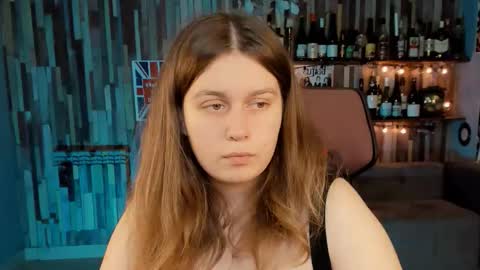 fiora online show from October 11, 2025, 7:07 am