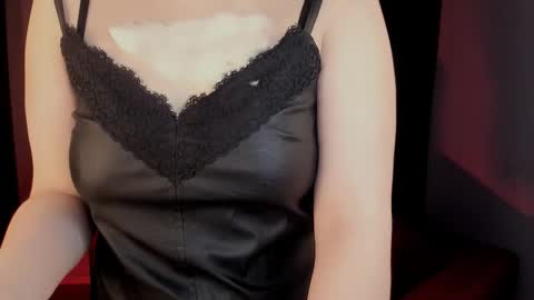 fiora online show from February 8, 2026, 6:06 am