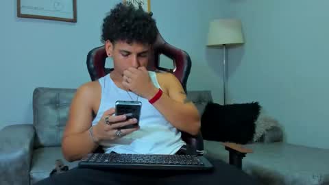 fire_boy69 online show from December 17, 2025, 4:24 pm