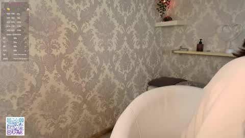 Snapshot of firekatie chatting on October 15, 2025, 2:17 pm Catherine online show from October 15, 2025, 2:17 pm