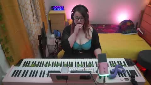 Lio Roxy online show from February 12, 2026, 5:57 am