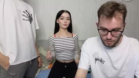 Snapshot of first_day_ chatting on September 16, 2025, 9:43 am ALICESTEVEVECTOR pvt open  online show from September 16, 2025, 9:43 am