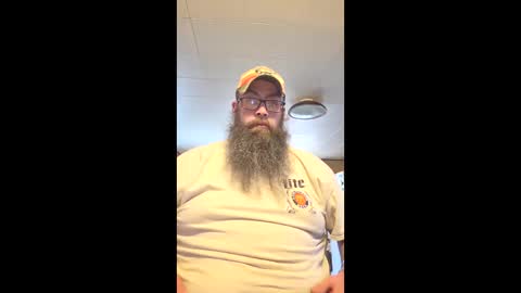 fishkeeper85 online show from April 3, 2026, 2:48 pm