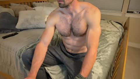 Snapshot of fitfunweird chatting on November 16, 2025, 2:39 am fitfunweird online show from November 16, 2025, 2:39 am