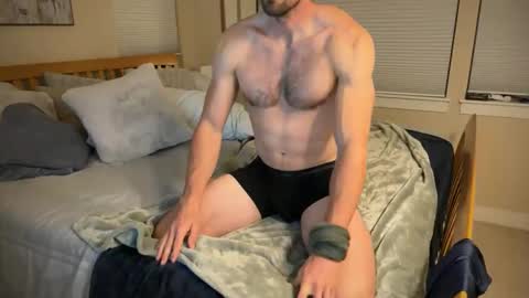 fitfunweird online show from November 19, 2025, 1:49 am