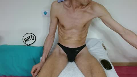 Snapshot of fithotguy90 chatting on May 24, 2026, 4:23 pm Luis online show from May 24, 2026, 4:23 pm