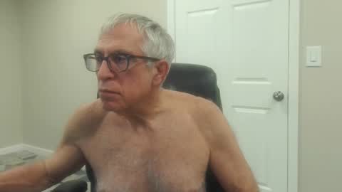 Snapshot of fitman999 chatting on January 20, 2025, 6:31 am Jon online show from January 20, 2025, 6:31 am