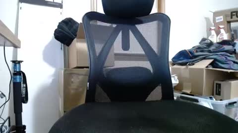 Snapshot of fitshow75 chatting on March 2, 2025, 2:51 am Links in Bio below online show from March 2, 2025, 2:51 am