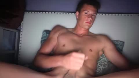 Snapshot of fixingitup04 chatting on August 6, 2026, 3:41 am fixingitup04 online show from August 6, 2026, 3:41 am