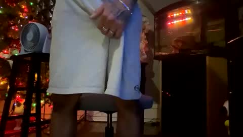 Snapshot of flacobule chatting on December 23, 2025, 1:36 am FlacoBule online show from December 23, 2025, 1:36 am