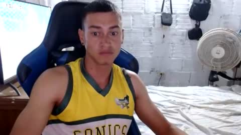  FLACO  online show from July 7, 2026, 9:19 pm