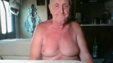 flamale65to online show from February 28, 2025, 10:50 pm