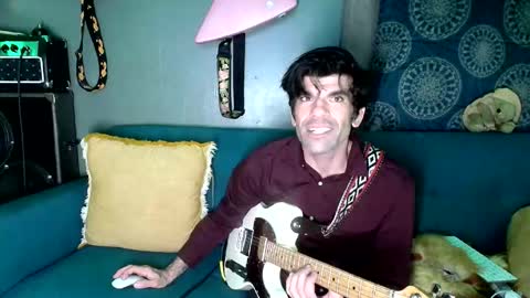 Flannel Dong online show from November 28, 2025, 1:25 pm