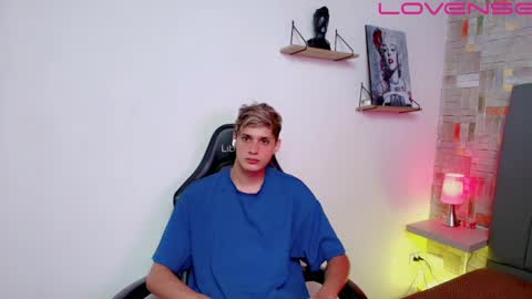 Snapshot of flaquito___ chatting on April 5, 2026, 8:28 pm Flaquito online show from April 5, 2026, 8:28 pm